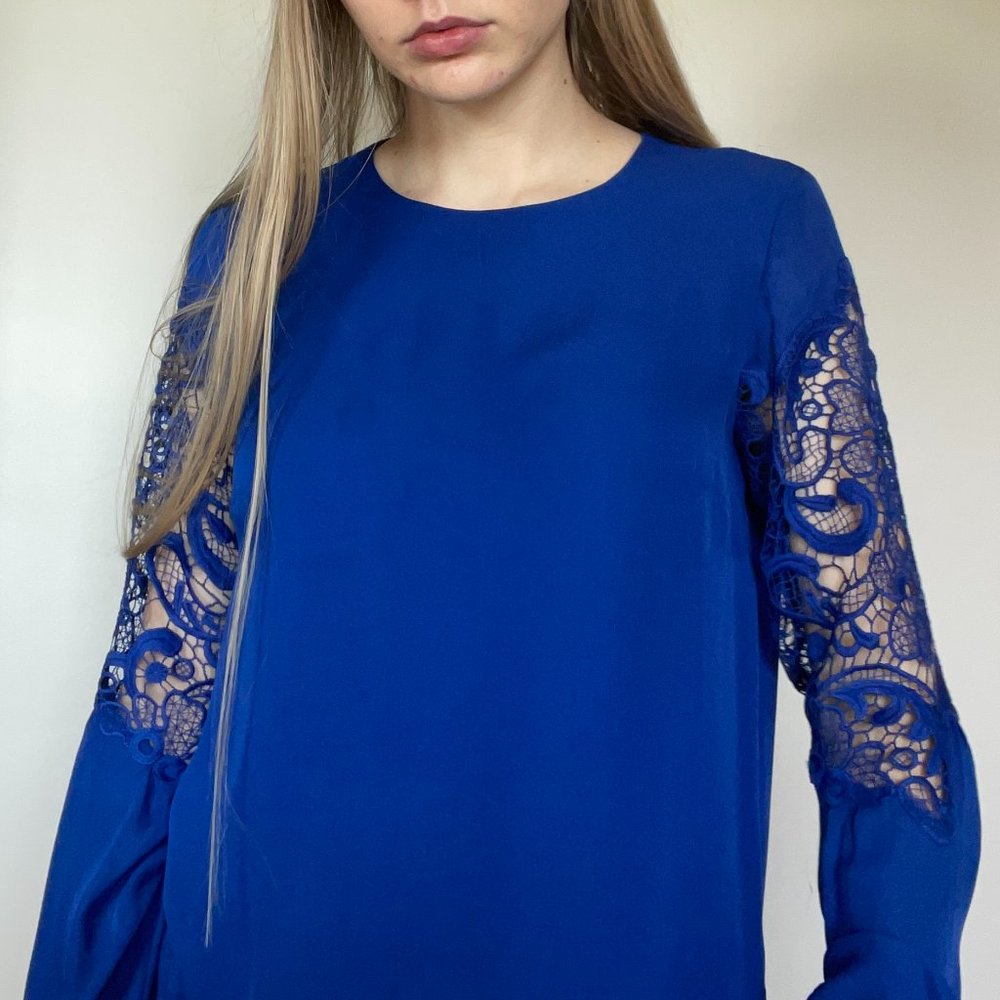 Blue blouse